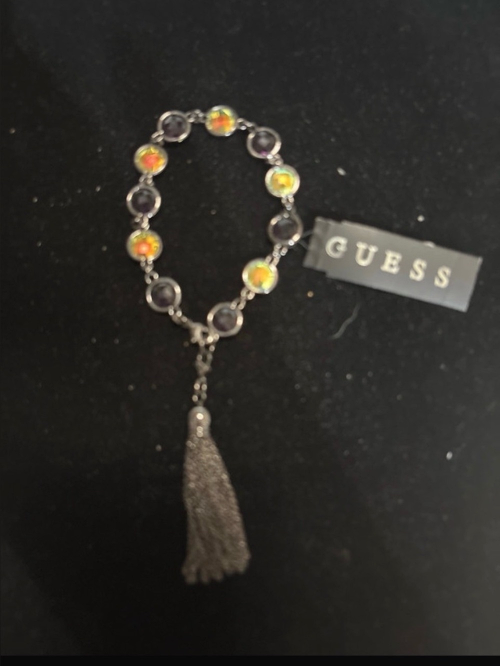 GUESS Gunmetal Iridescent
AB Faceted Crystal Station
Bracelet